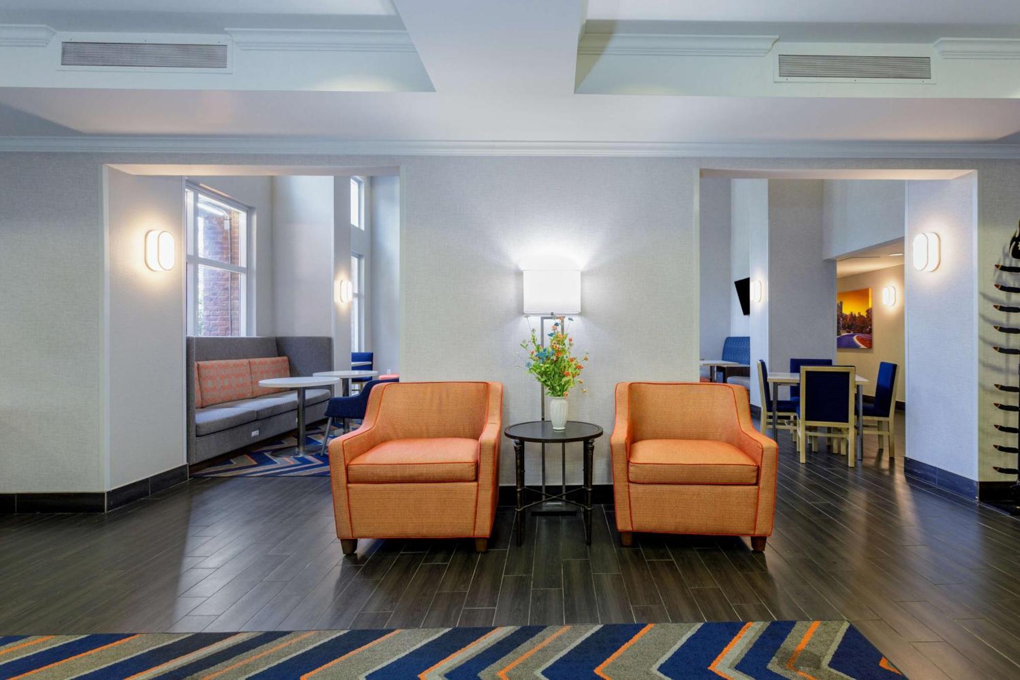 Hampton Inn & Suites Tallahassee I-10-Thomasville Road Buitenkant foto